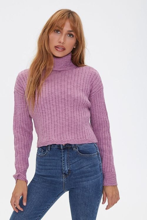 高领紫色毛衣