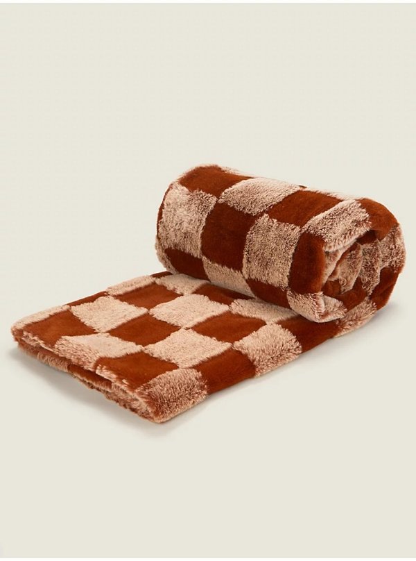 棕色格纹毛毯