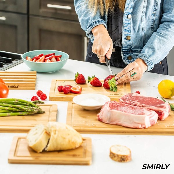 Smirly Bamboo Cutting Board for Kitchen