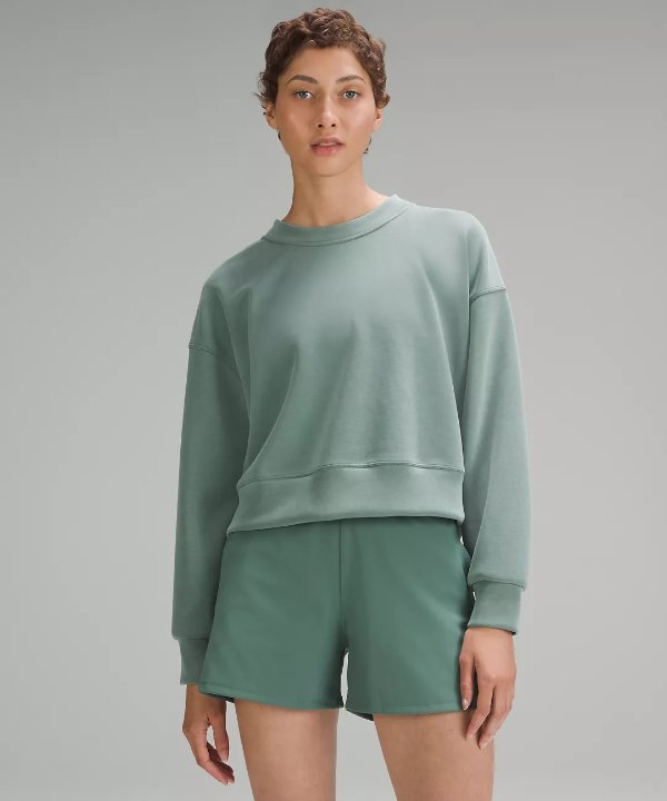 Softstreme Perfectly Oversized Cropped Crew | Women's Hoodies & Sweatshirts | lululemon