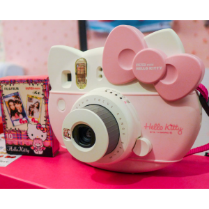 Fujifilm Instax Mini "Hello Kitty" Instant Camera INS MINI KIT CAMERA PK(Japan import)