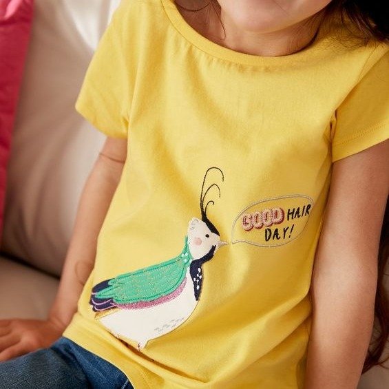 女童贴布绣T恤