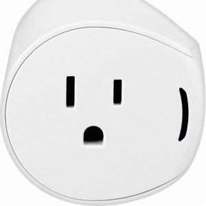 Samsung - SmartThings Smart Outlet - White