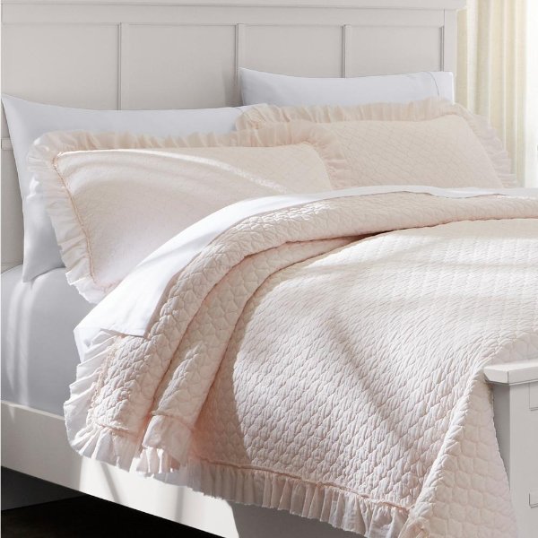Evalee Cotton Ruffled 3-Piece Petal Solid King Quilt Set