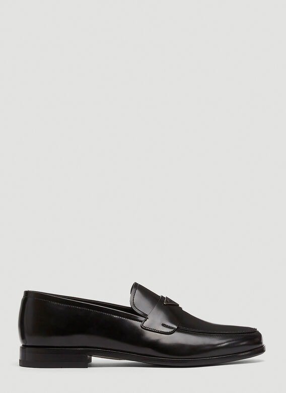 Logo-Plaque Leather Loafers in Black