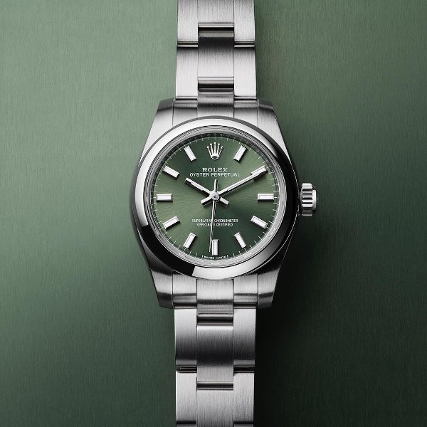 Lady Oyster Perpetual 26 Olive Green Dial Stainless Steel Oyster Bracelet Automatic Watch 176200OVSO