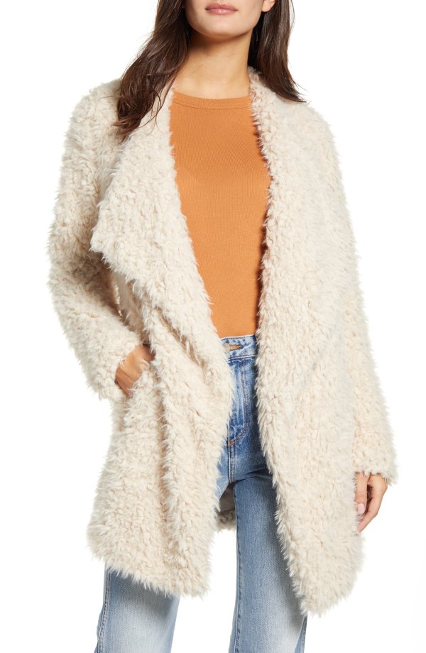 Cozy Faux Fur 外套