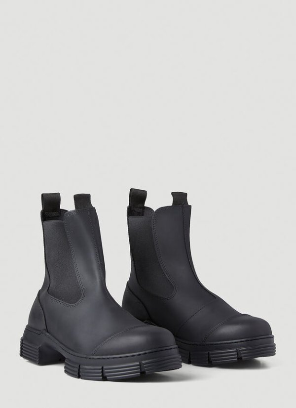 Recycled Rubber Boots in Black