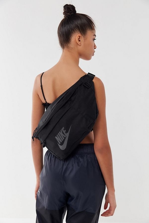 Nike Sling Bag 挎包