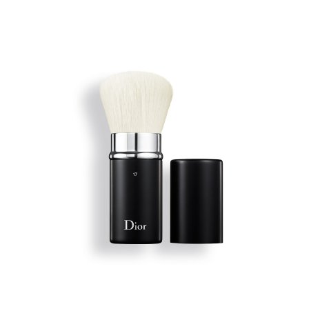 DiorBackstage Kabuki Brush 17 – Retractable kabuki brush n°17 by Christian Dior