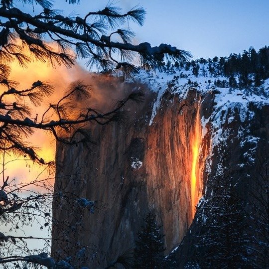 $99-$109—Yosemite National Park hotel w/parking & breakfast
