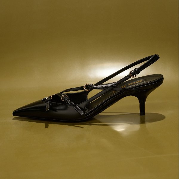 Pointed Toe Strapped Pumps
