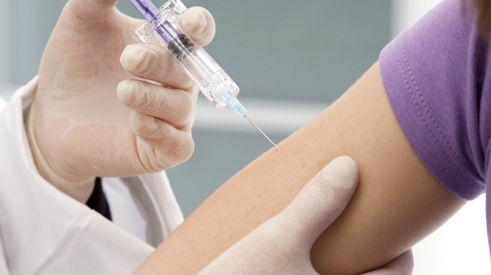 美国儿童疫苗接种时间表，中美加免疫程序差异，常用疫苗中英文对照