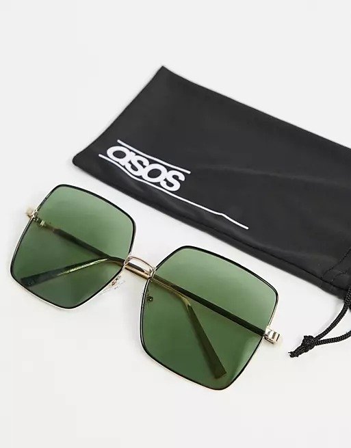 oversized 70s sunglasses with G15 lens in shiny black frame