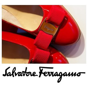 Ideel 闪购 Salvatore Ferragamo, Chanel,  Prada 等大牌设计师鞋履，手袋，腕表等
