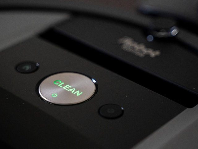 iRobot Roomba在家坐镇...