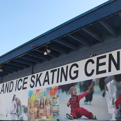 2人，洛杉矶 Iceland Ice Skating Center滑冰，含租冰鞋