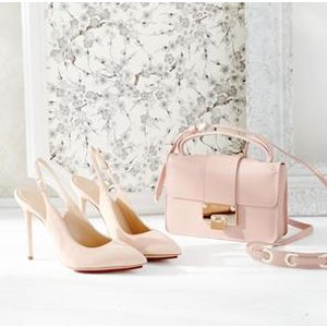 Salvatore Ferragamo, Bottega Veneta & More Designer Handbags in Pink on Sale @ Rue La La