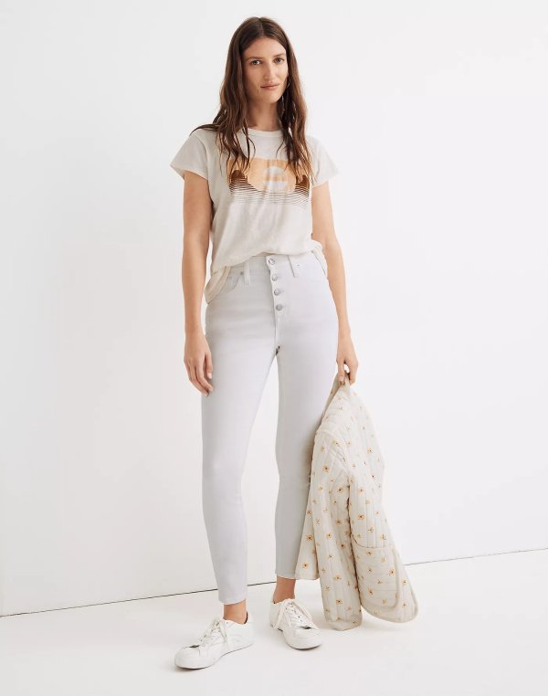 Curvy High-Rise Skinny Crop Jeans in Pure White: Button-Front Edition