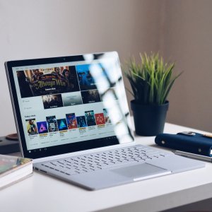 Surface Book 2 (13.5吋 / i5 / 8GB / 256GB)