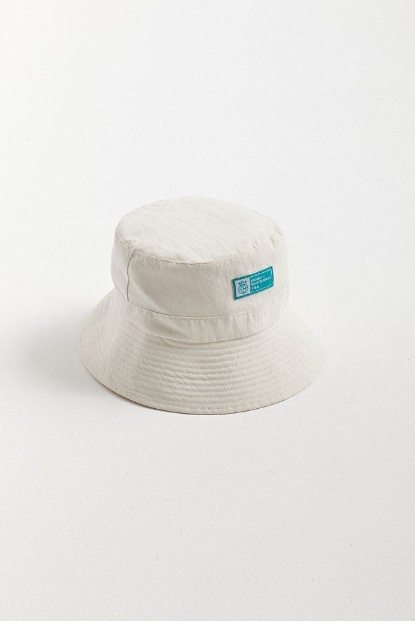 X BTS 渔夫帽