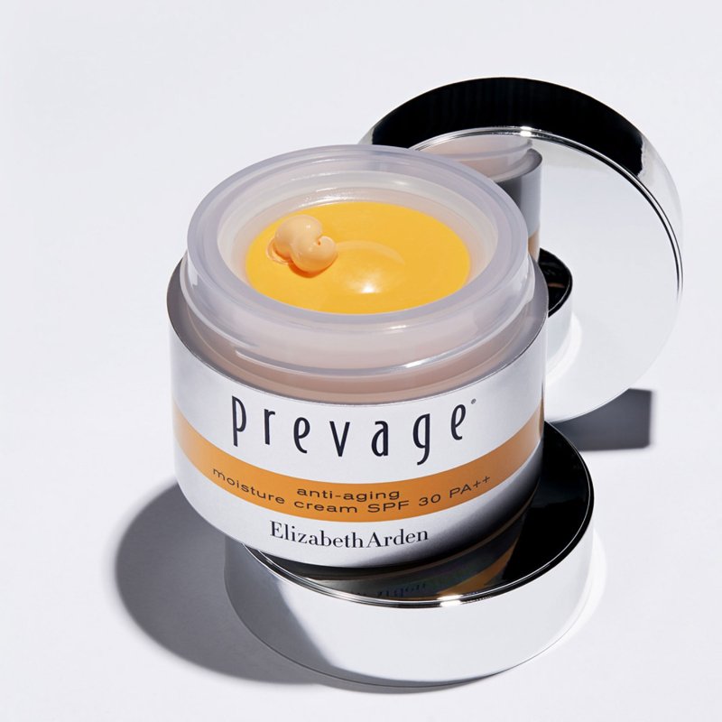 Prevage-Anti-Aging-Moisture-Day-Cream-Texture-2104-5.jpg