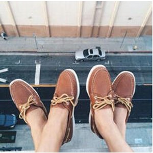 Select Men's and Women's Final Clearance Items @ Sperry