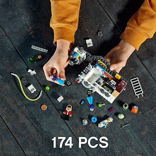 Hidden Side J.B.’s Ghost Lab 70418 Building Kit, Ghost Playset for 7+ Year Old Boys and Girls, Interactive Augmented Reality Playset, New 2019 (174 Pieces)