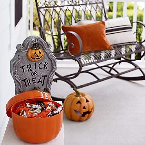 Halloween Candy Variety Mix, Pumpkin Bowl for Halloween Decorations, (REESE'S, KIT KAT, WHOPPERS, JOLLY RANCHER), 37.4 oz