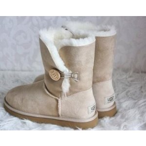 UGG Shoes On Sale @ The Walking Company