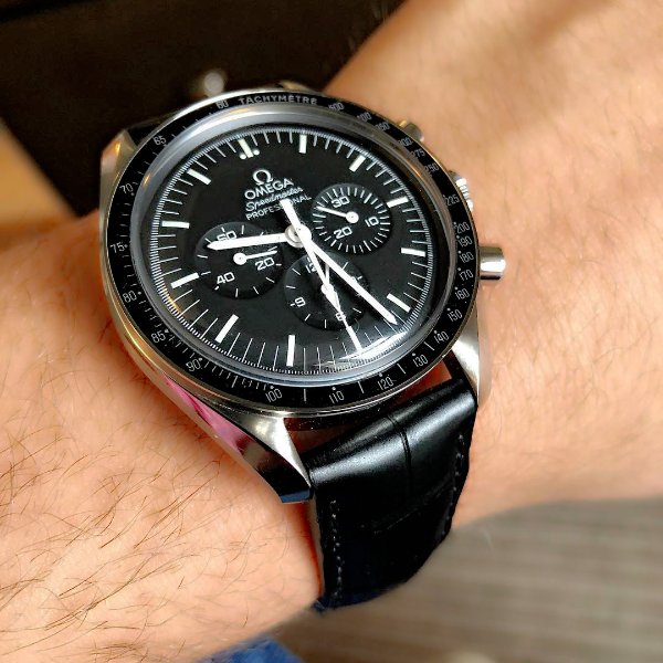 Speedmaster Professional Moonwatch Chronograph Watch