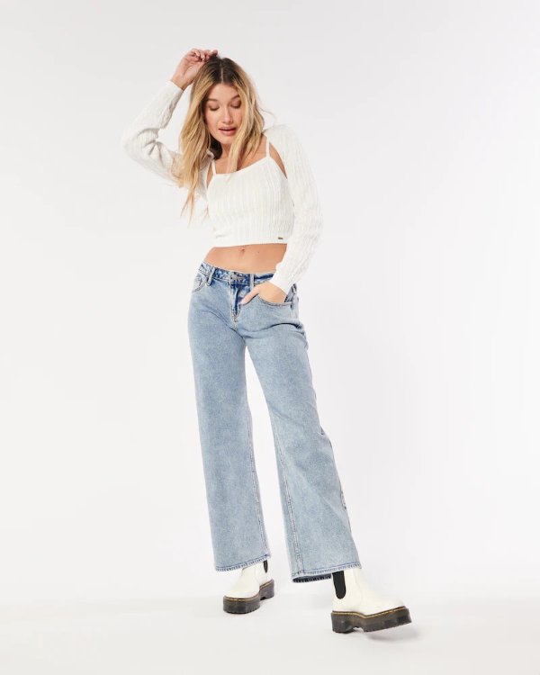 Low-Rise Light Wash Baggy Jeans