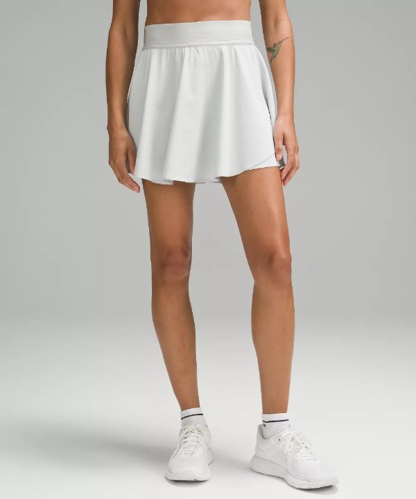 银白网球裙