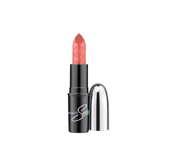 Lipstick / Selena La Reina