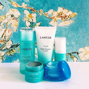with any purchase @ Laneige