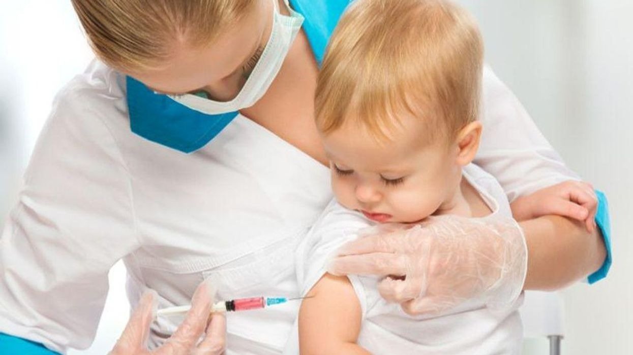 美国FDA推迟关于辉瑞申请授权5岁以下儿童新冠疫苗的讨论会议
