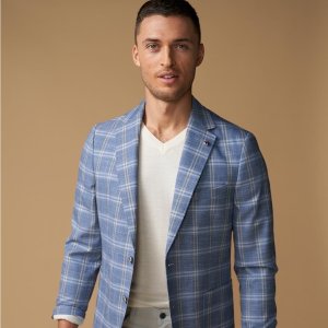 Men's Wearhouse Clothing & Suit Sale