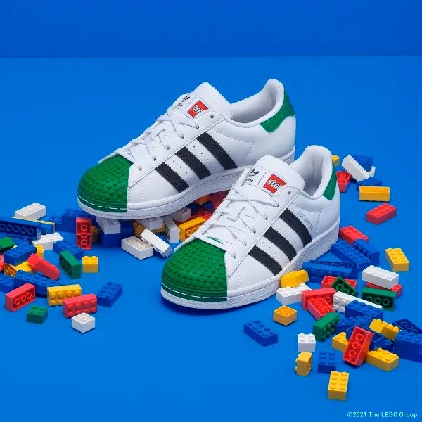 Superstar x LEGO® 大童款运动鞋