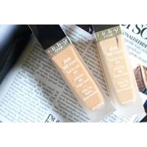 With Sisley-Paris Phyto-Teint Expert Foundation Purchase @ Neiman Marcus