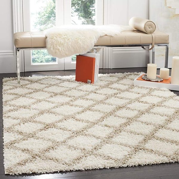 Dallas Shag Collection SGDS258B Ivory and Beige Area Rug (4' x 6')