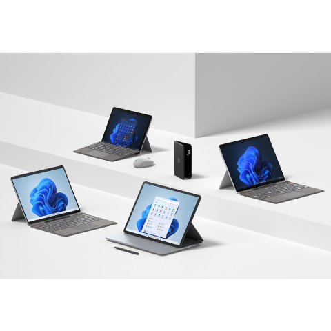 新成员Laptop Studio登场微软发布全新 Surface 系列产品, 现已搭载 Windows 11