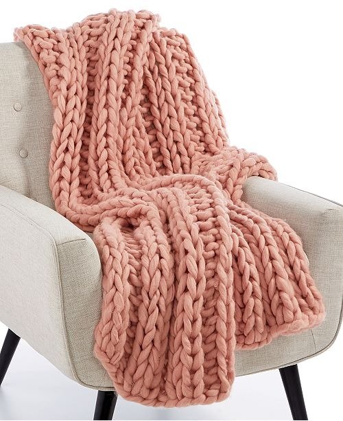 粉色针织毛毯