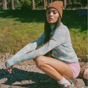 Urban Outfitter BDG美衣热卖 牛仔裤$9、封面毛衣$19