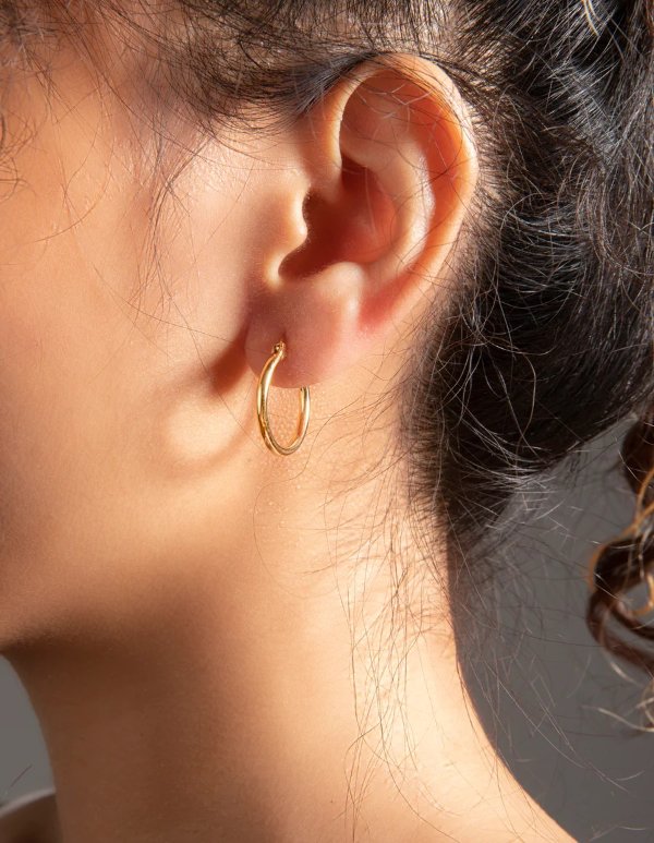 The Simple Hoop Earrings | En Route Jewelry | En Route Jewelry