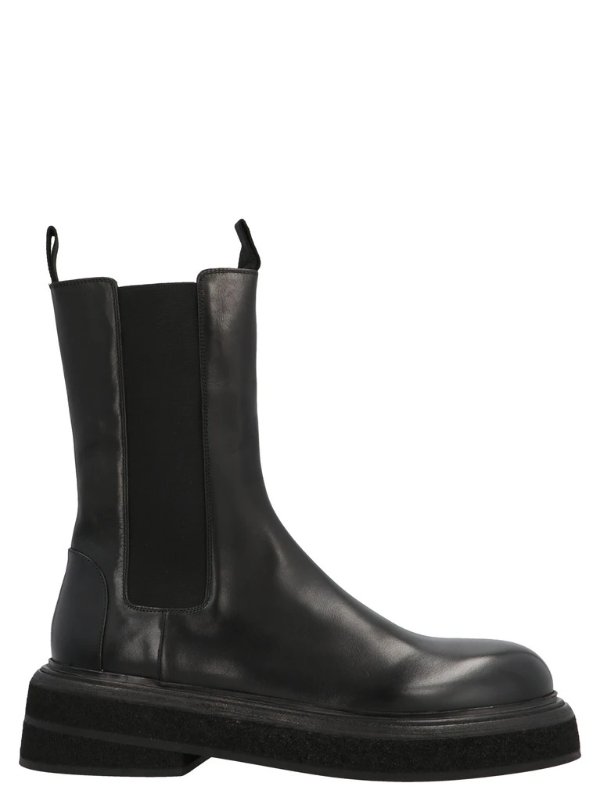 Round-Toe Chelsea Boots