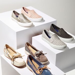 macys.com 精选女鞋热卖 收舒适小白鞋