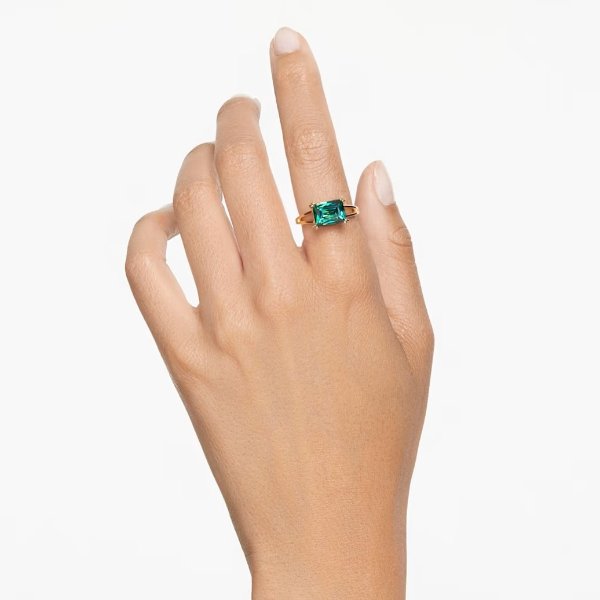 祖母绿水晶戒指
