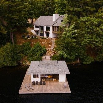 Welcome to Falcon’s Nest, your 6 bedroom luxury all-season cottage retreat nestled on Lake Muskoka