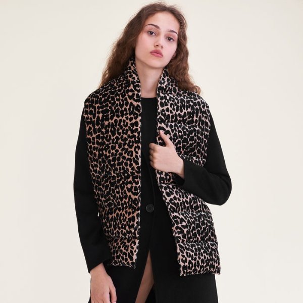 ELARA Leopard print quilted 领巾