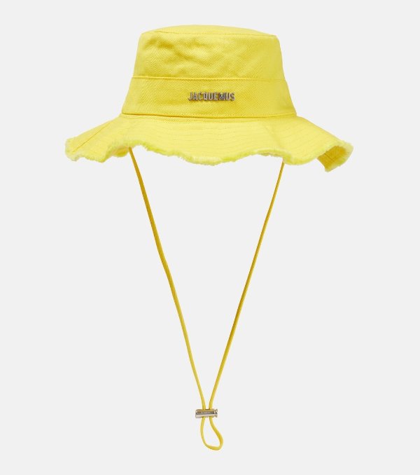 黄色渔夫帽